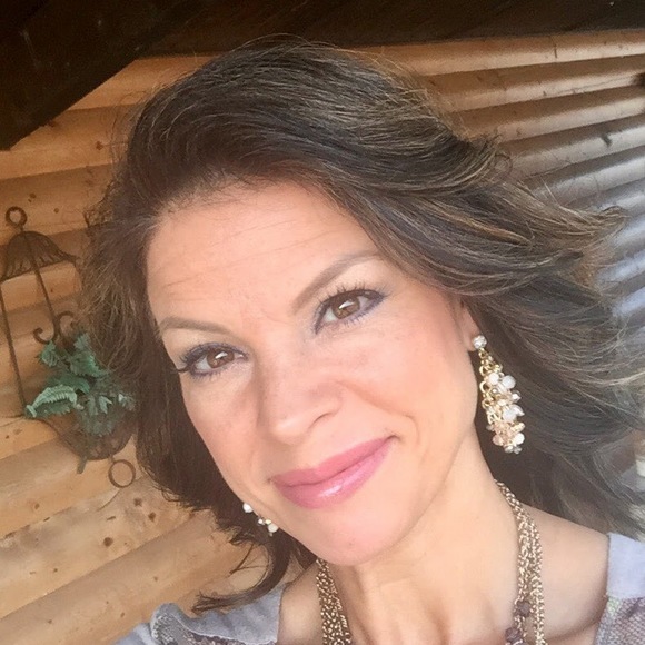 Meet your Posher, Charlotte - Picture 1 of 1